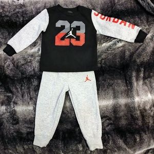 Size 2T Jordan sweatsuit set FREE SHIPPING